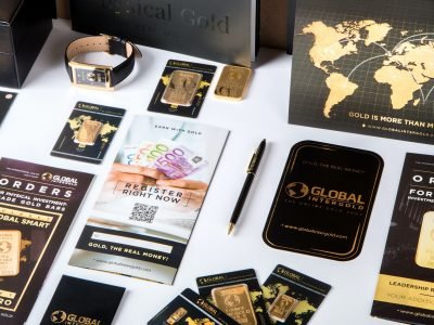 pexels-michael-steinberg-business cards